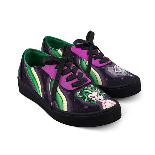 PETRIFIED-LOVE_sneakers_3-