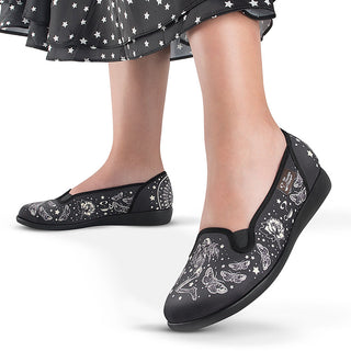 Chocolaticas® Fallen Angels Women's Slip-On shoes