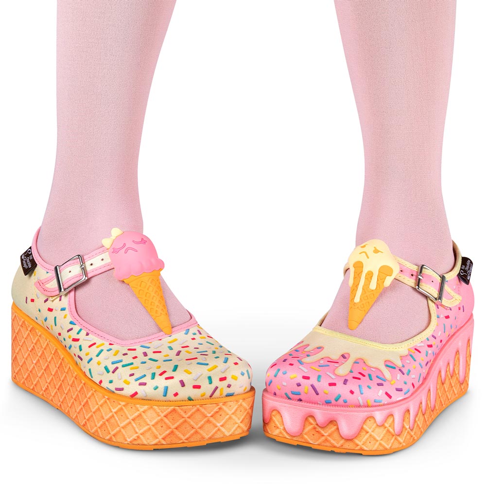 Chocolaticas® I Melt For You Women's Mary Jane Platform Shoes